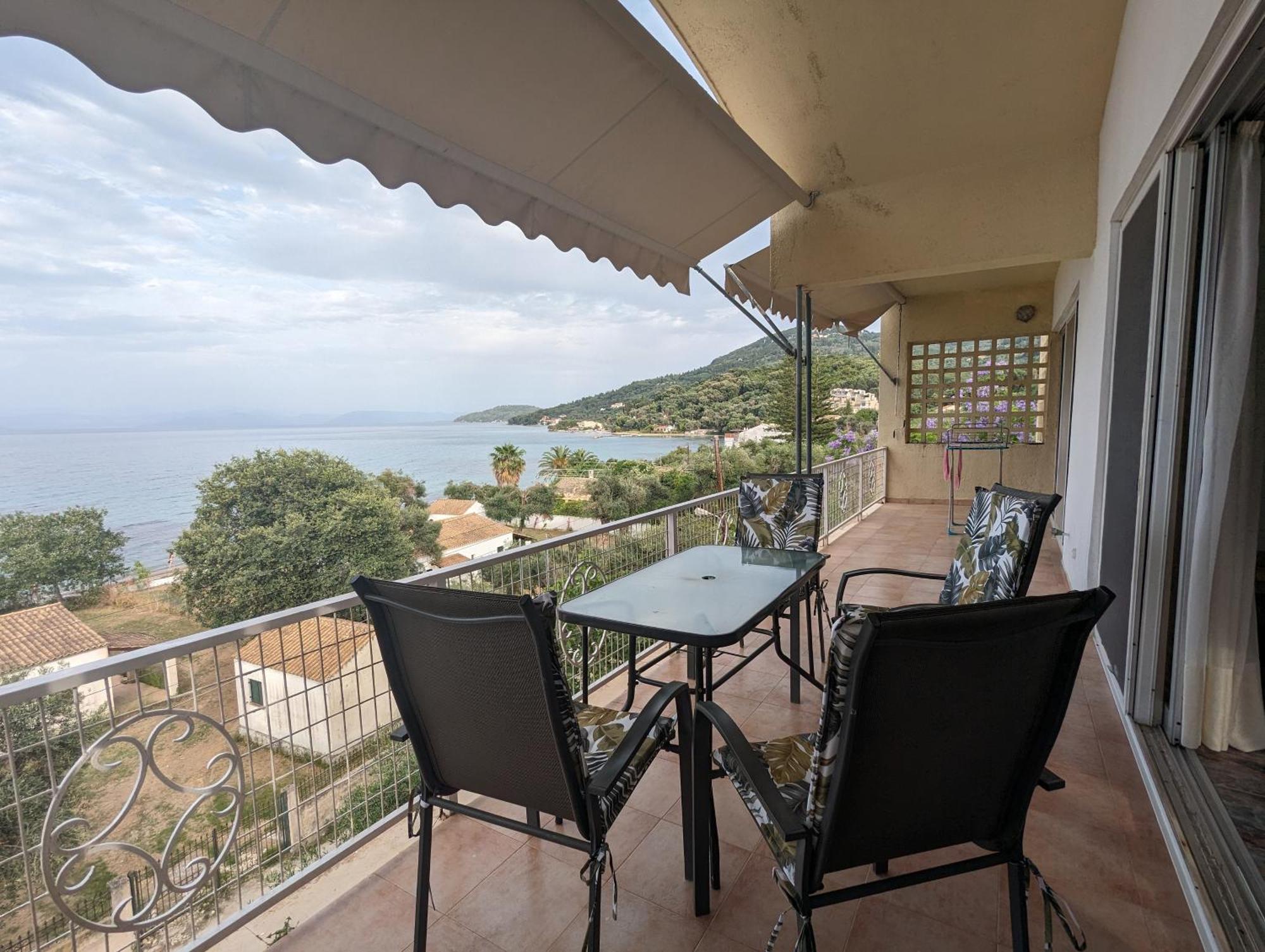 Sea View Apartment With Swimning Pool Mesongi Ngoại thất bức ảnh